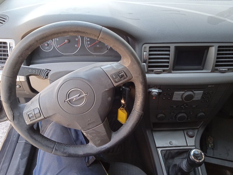 opel signum hatchback (z03) del año 2006