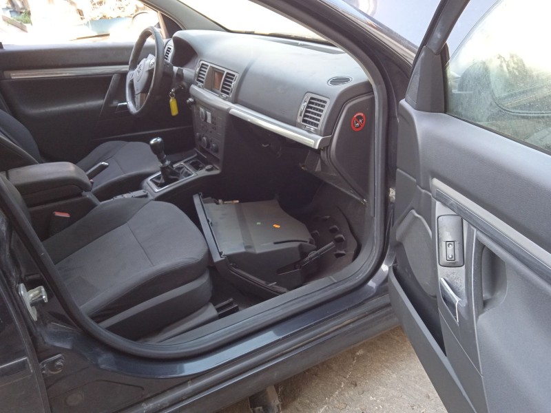 opel signum hatchback (z03) del año 2006