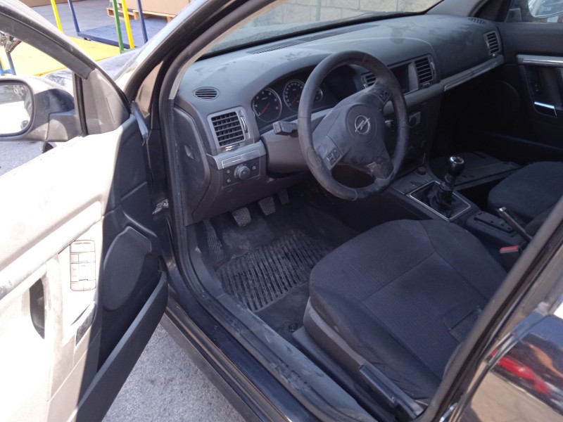 opel signum hatchback (z03) del año 2006