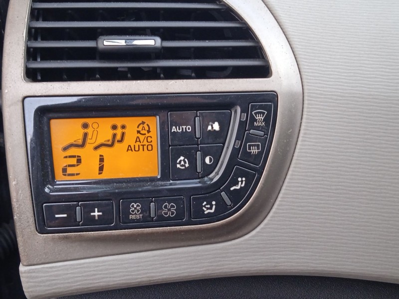 citroën c4 grand picasso i (ua_) del año 2009