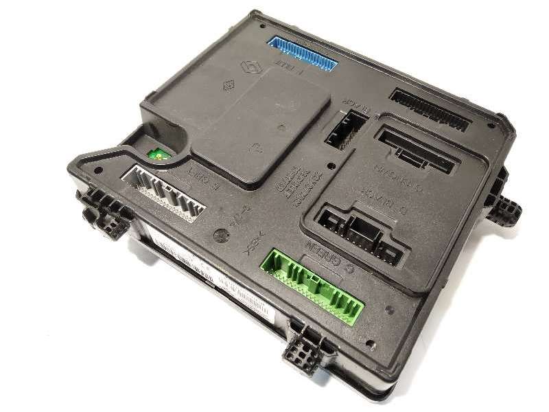 CAJA RELES / FUSIBLES 284B15364R S180098701