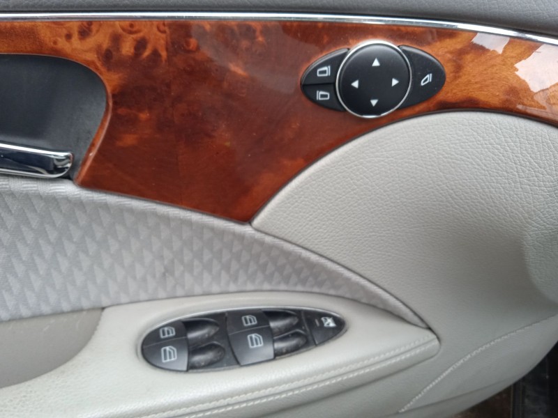 mercedes-benz clase e (w211) del año 2003