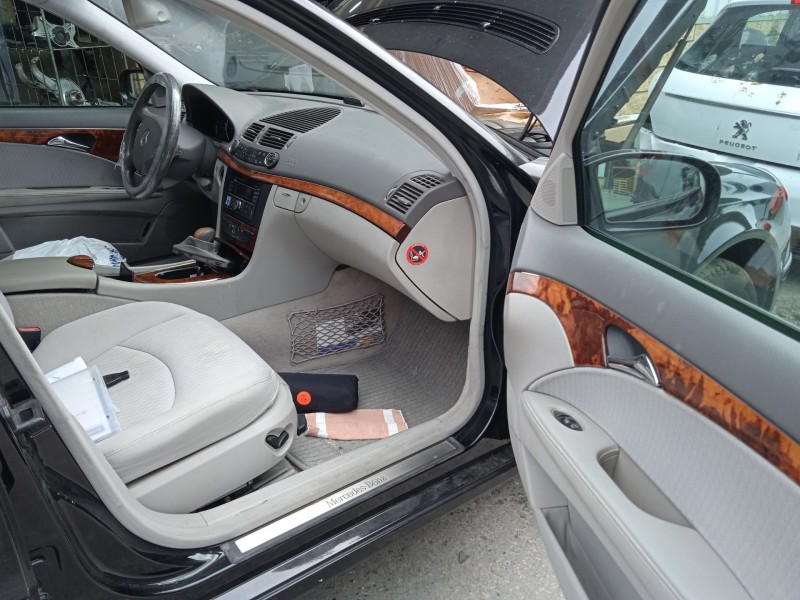 mercedes-benz clase e (w211) del año 2003