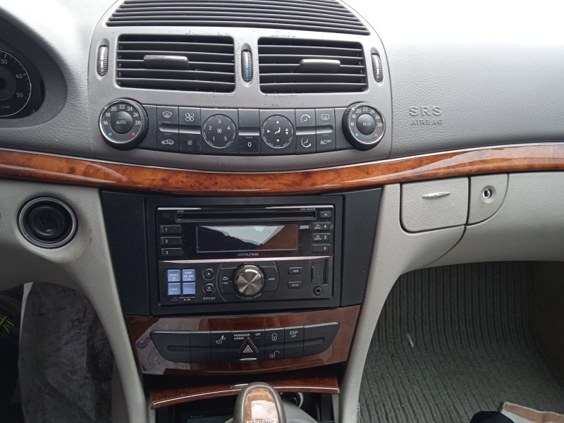 mercedes-benz clase e (w211) del año 2003