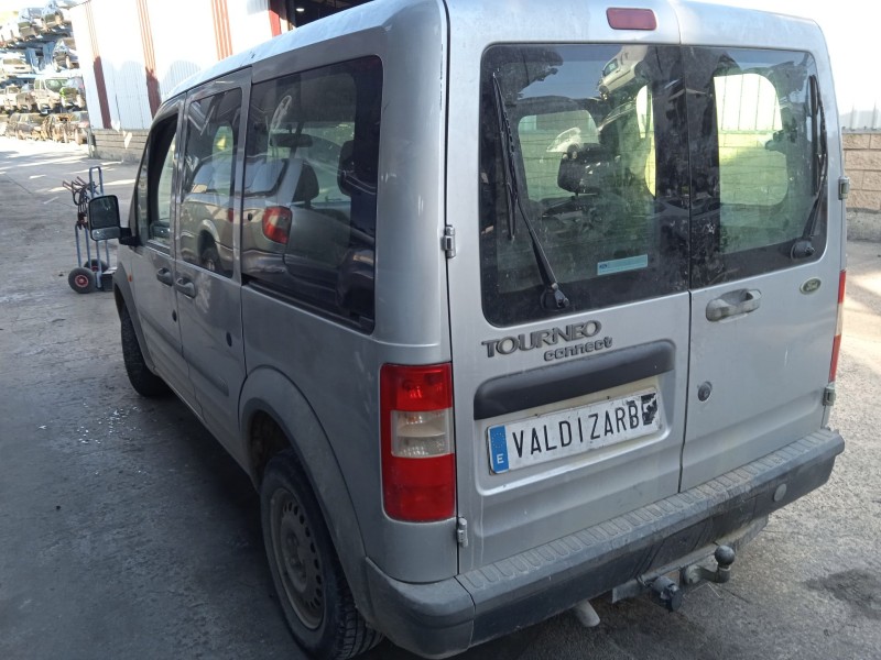 ford tourneo connect del año 2004