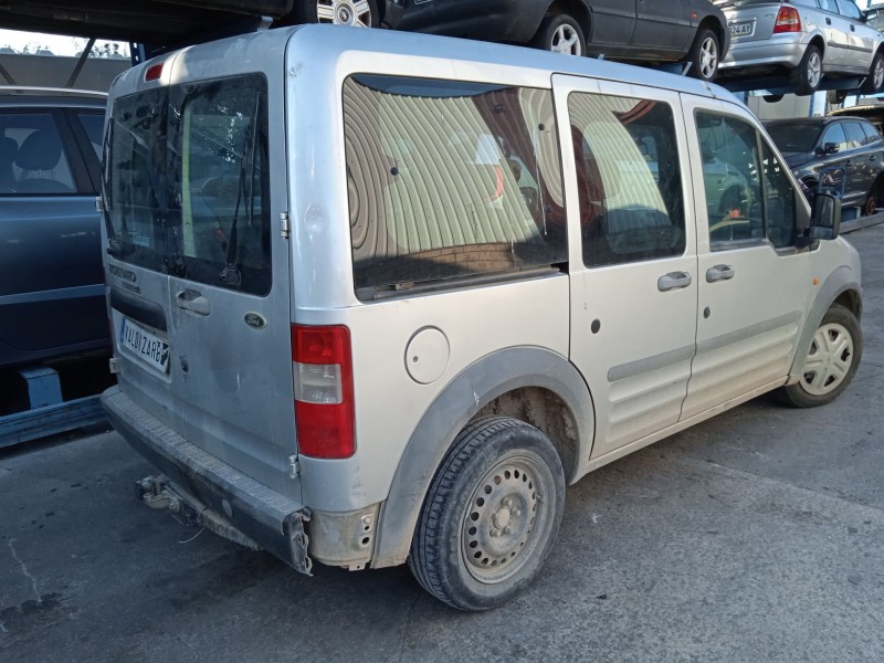 ford tourneo connect del año 2004