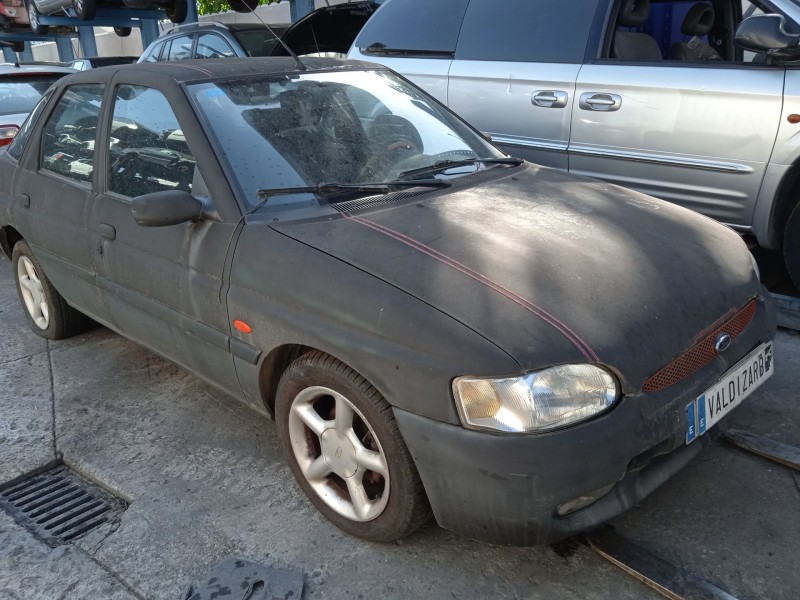 ford escort vi sedán (gal, afl) del año 1998