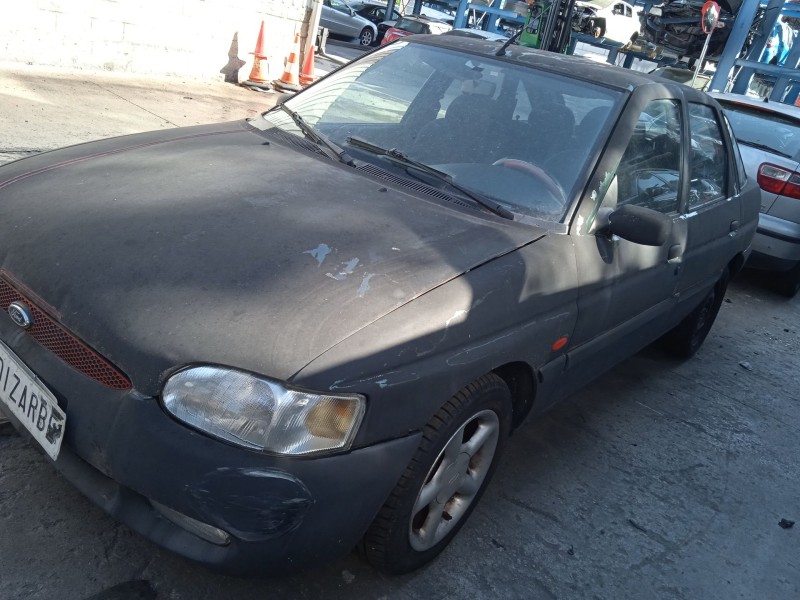 ford escort vi sedán (gal, afl) del año 1998