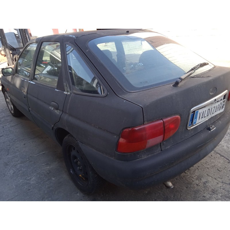 ford escort vi sedán (gal, afl) del año 1998