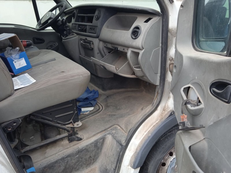 nissan interstar autobús (x70) del año 2004