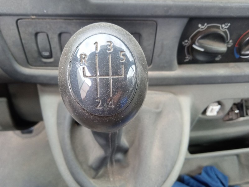 nissan interstar autobús (x70) del año 2004