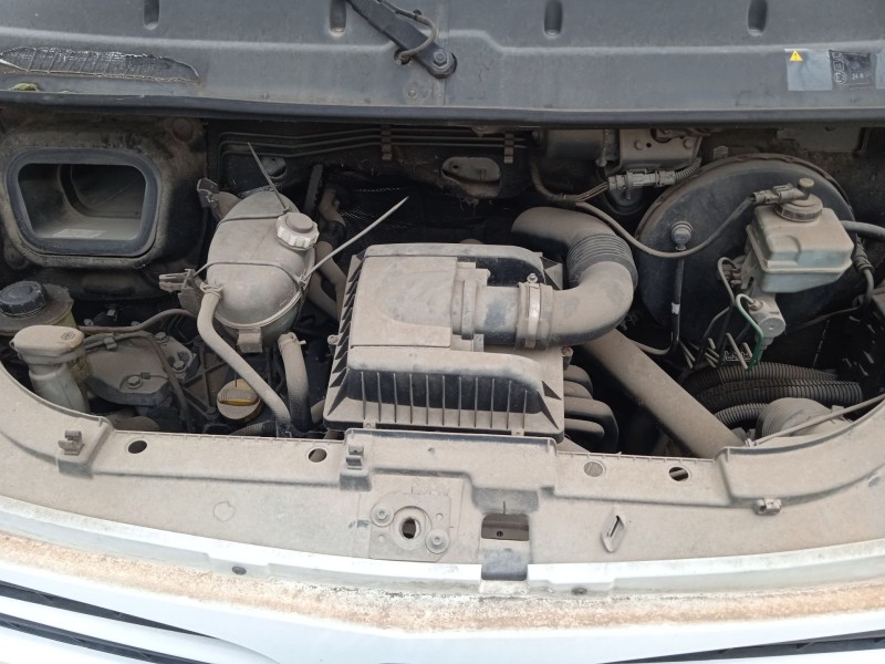 nissan interstar autobús (x70) del año 2004