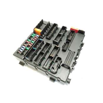 CAJA RELES / FUSIBLES 12769679 519161301
