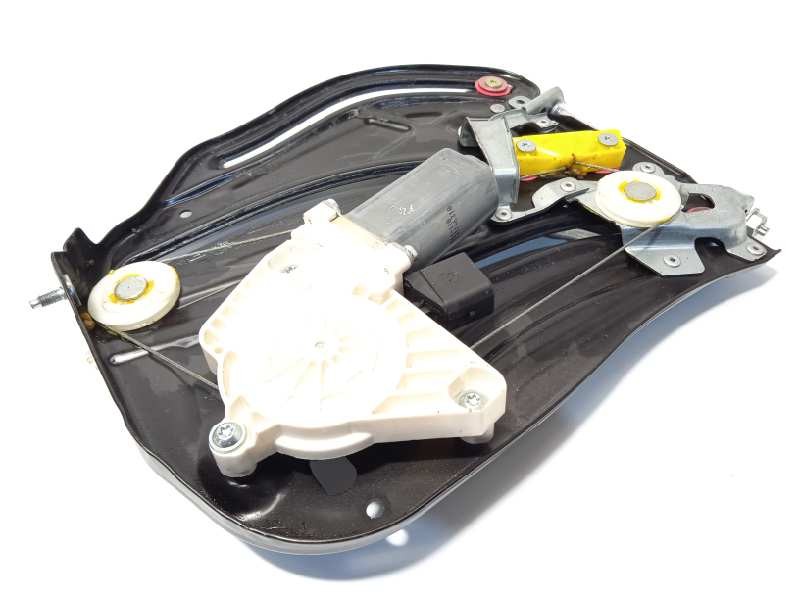 ELEVALUNAS TRASERO DERECHO A2316700203 