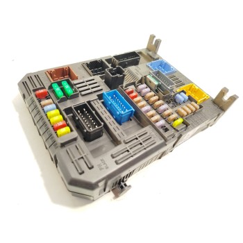 CAJA RELES / FUSIBLES 9830707680 1635126380 28641125