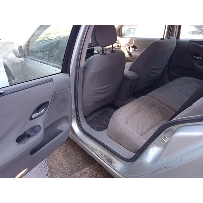 renault laguna ii grandtour (kg0/1_) del año 2003