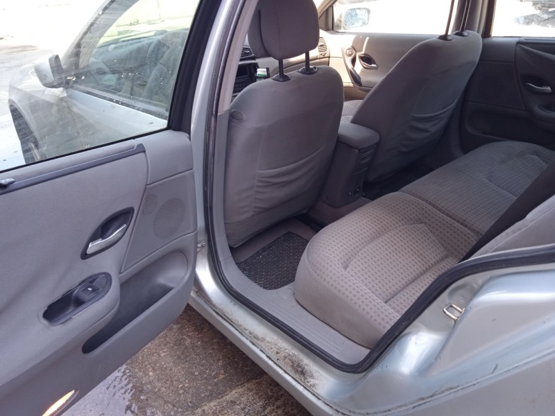 renault laguna ii grandtour (kg0/1_) del año 2003