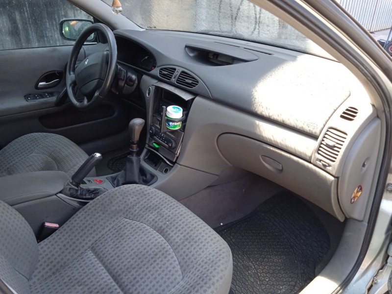 renault laguna ii grandtour (kg0/1_) del año 2003