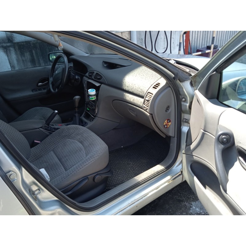 renault laguna ii grandtour (kg0/1_) del año 2003