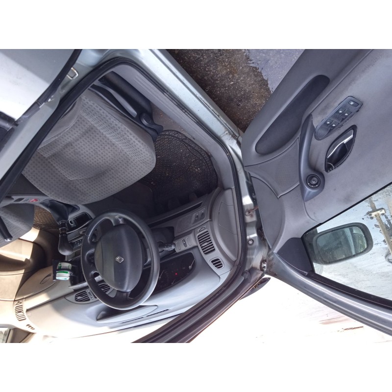 renault laguna ii grandtour (kg0/1_) del año 2003