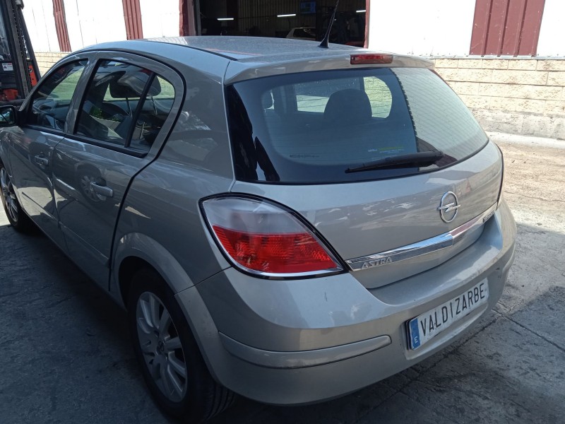 opel astra h (a04) del año 2006