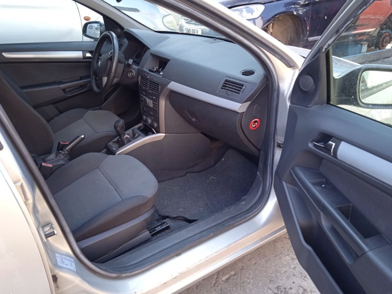 opel astra h (a04) del año 2006