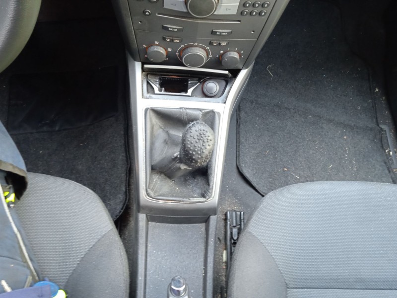 opel astra h (a04) del año 2006