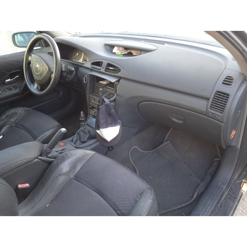 renault laguna ii (bg0/1_) del año 2003