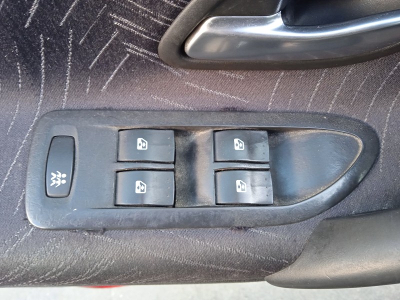 renault laguna ii (bg0/1_) del año 2003