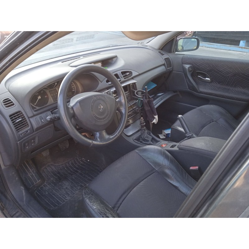 renault laguna ii (bg0/1_) del año 2003