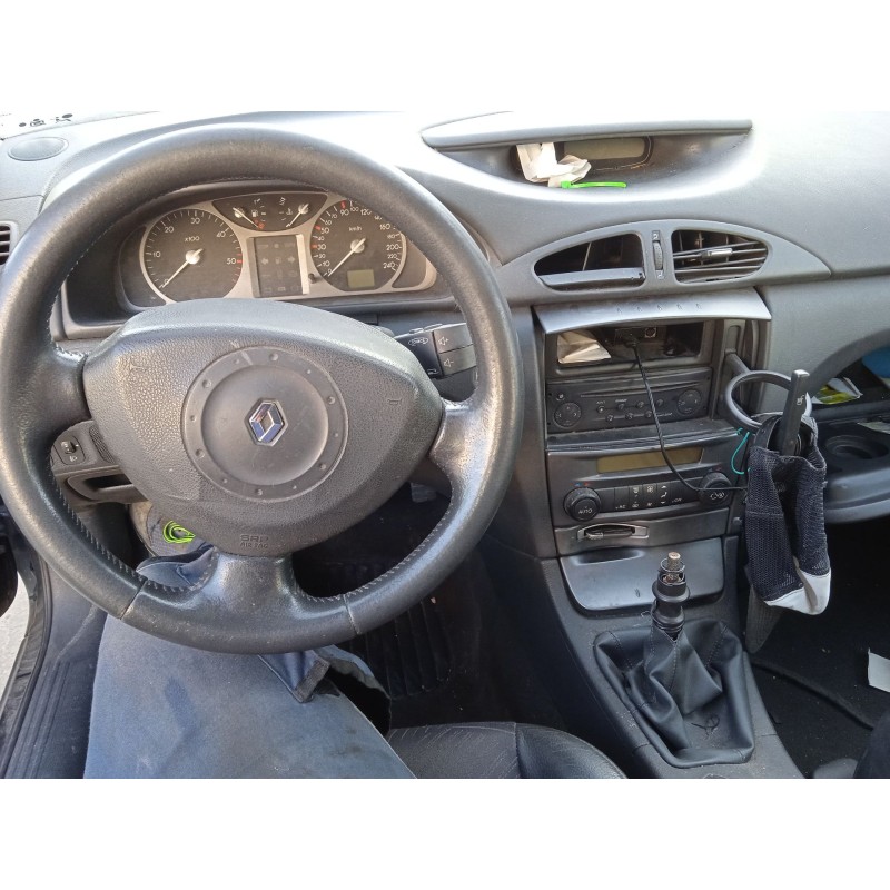 renault laguna ii (bg0/1_) del año 2003