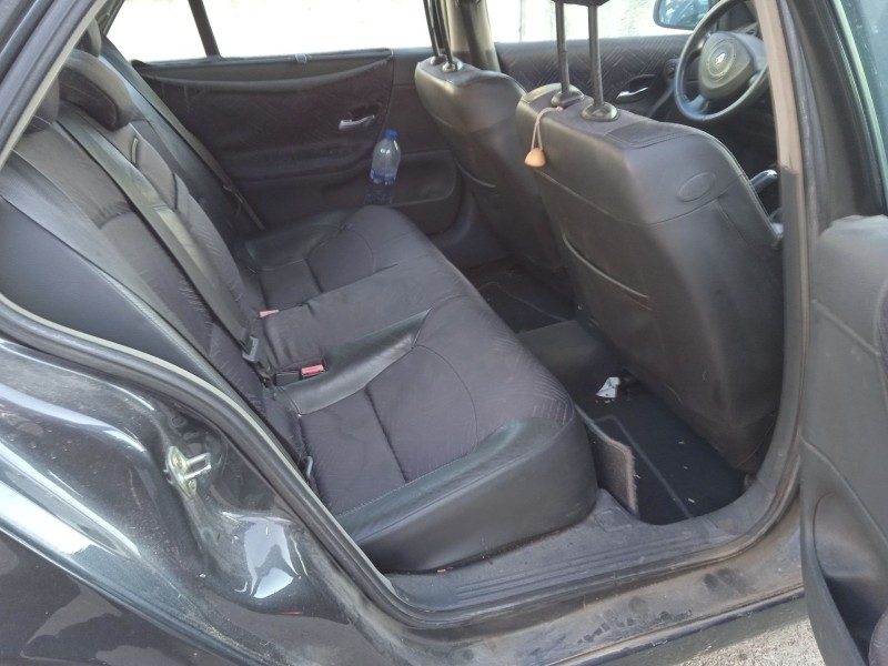 renault laguna ii (bg0/1_) del año 2003