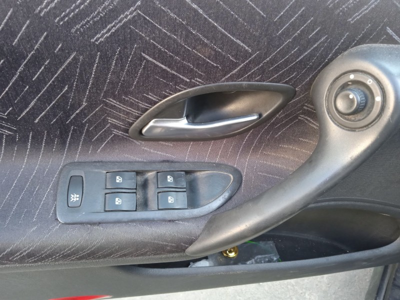 renault laguna ii (bg0/1_) del año 2003