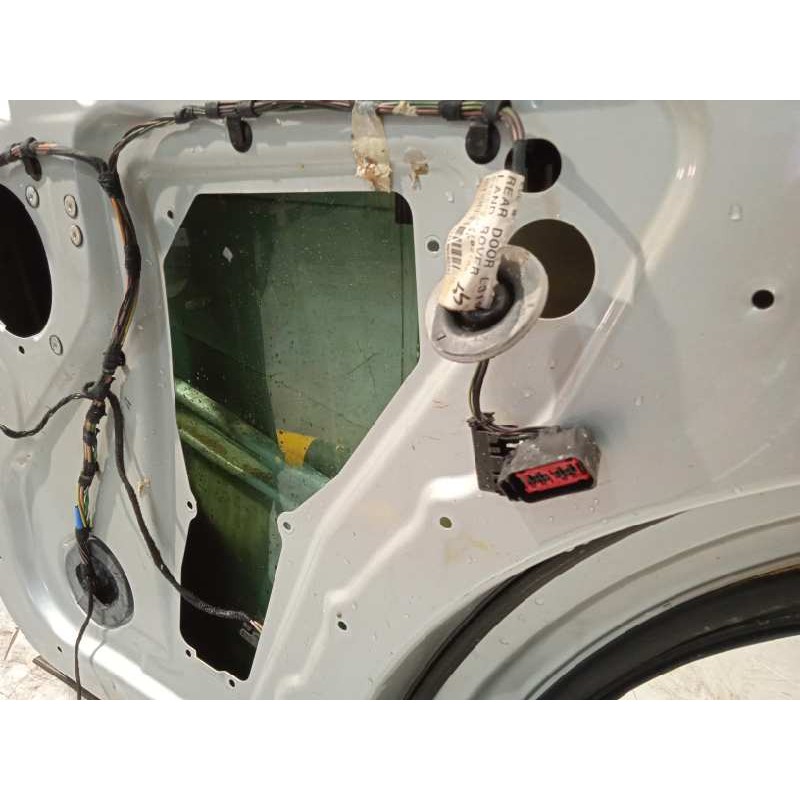 Recambio de puerta trasera derecha para land rover discovery 2.7 td v6 cat referencia OEM IAM BFA780180  5H2224630CB