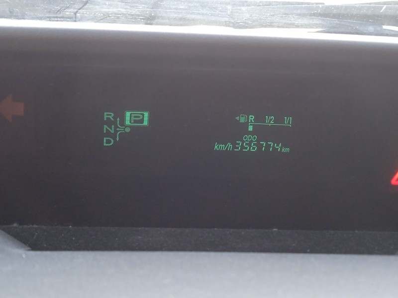 toyota prius liftback (_w2_) del año 2007