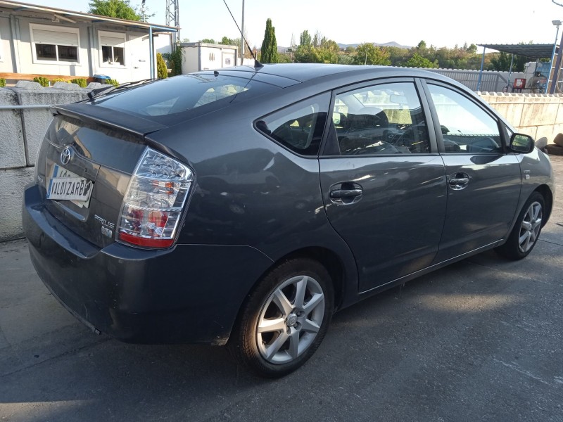 toyota prius liftback (_w2_) del año 2007