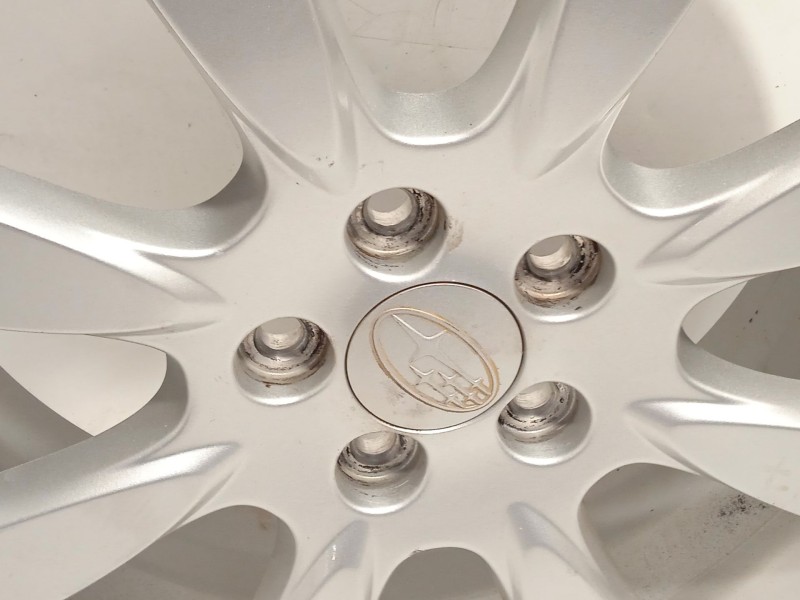 Recambio de llanta para subaru legacy lim. b14 limited referencia OEM IAM 28111AJ100  