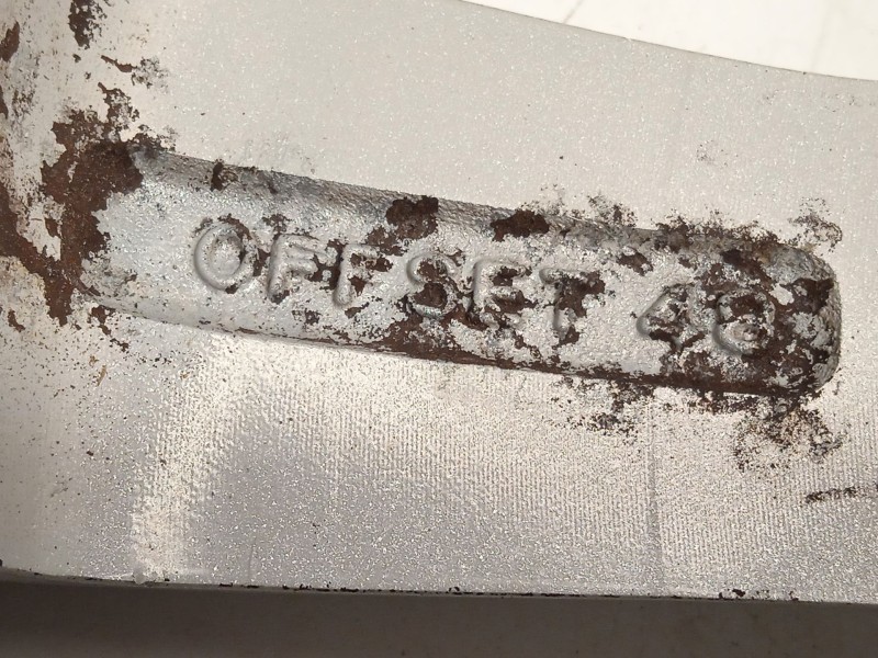 Recambio de llanta para subaru legacy lim. b14 limited referencia OEM IAM 28111AJ100  