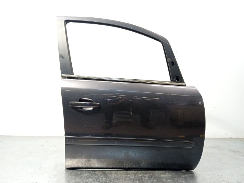 Recambio de puerta delantera derecha para opel zafira b cosmo referencia OEM IAM 13203014  