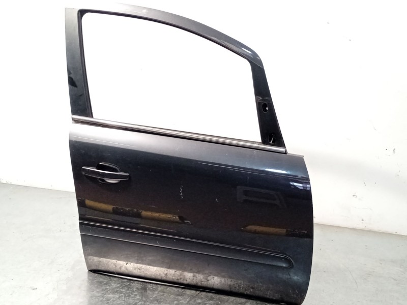 Recambio de puerta delantera derecha para opel zafira b cosmo referencia OEM IAM 13203014  