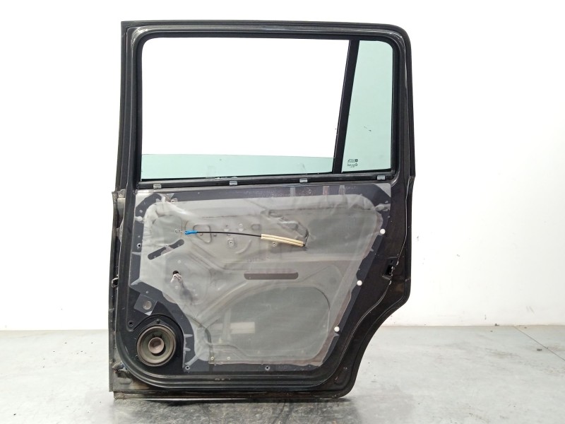 Recambio de puerta trasera derecha para opel zafira b cosmo referencia OEM IAM 13203016  