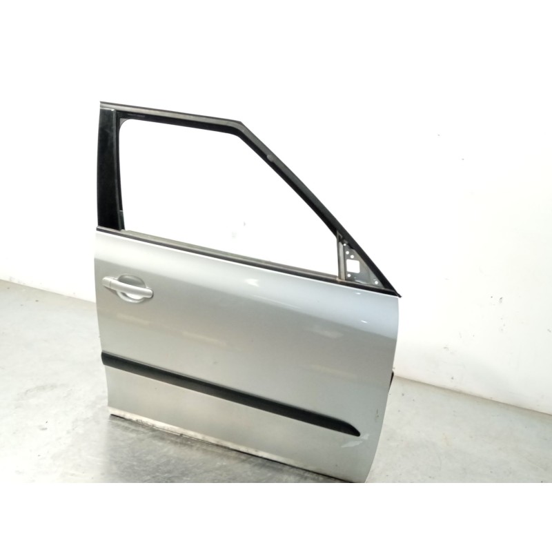 Recambio de puerta delantera derecha para skoda fabia ii (542) 1.4 tdi referencia OEM IAM 5J6831056  