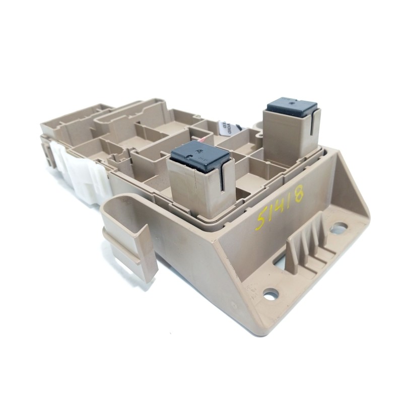 Recambio de caja reles / fusibles para subaru legacy kombi/outback b14 2.5 cat referencia OEM IAM 82201AJ000  