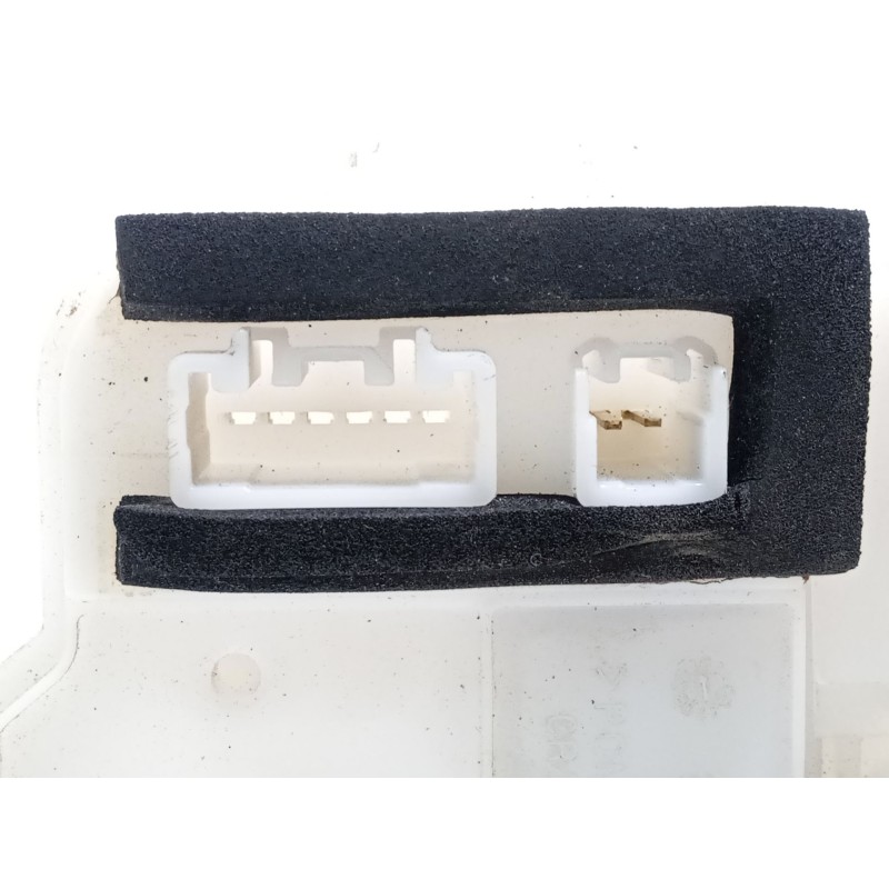 Recambio de cerradura puerta delantera derecha para subaru legacy kombi/outback b14 2.5 cat referencia OEM IAM 61032AJ140  