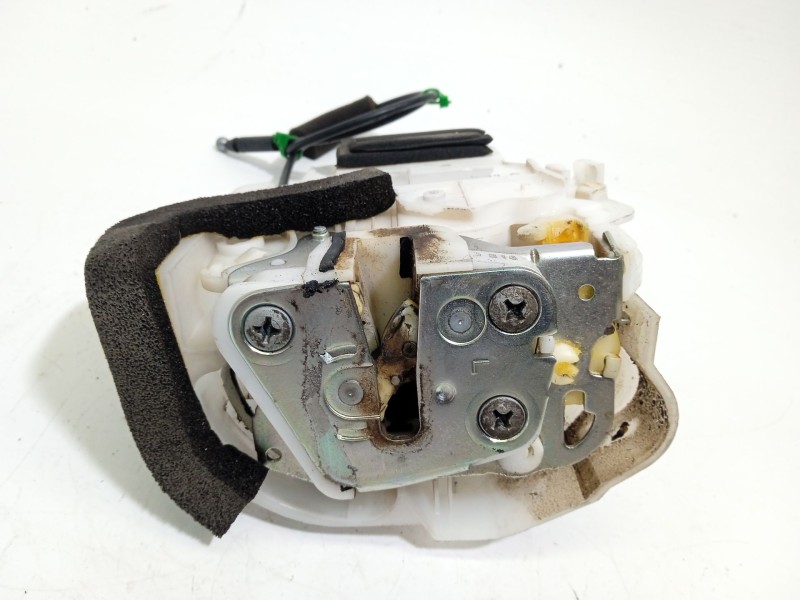 Recambio de cerradura puerta delantera izquierda para subaru legacy kombi/outback b14 2.5 cat referencia OEM IAM 61032AJ150  