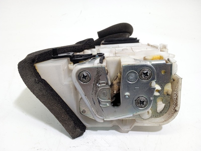 Recambio de cerradura puerta trasera izquierda para subaru legacy kombi/outback b14 2.5 cat referencia OEM IAM 61035AJ010  