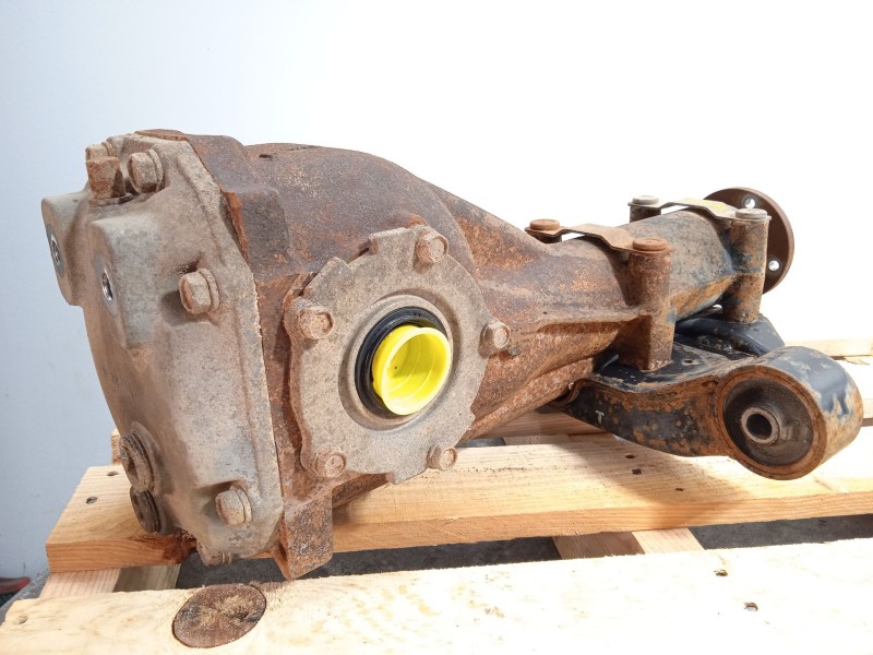 Recambio de diferencial trasero para subaru legacy kombi/outback b14 2.5 cat referencia OEM IAM 27011AB151  