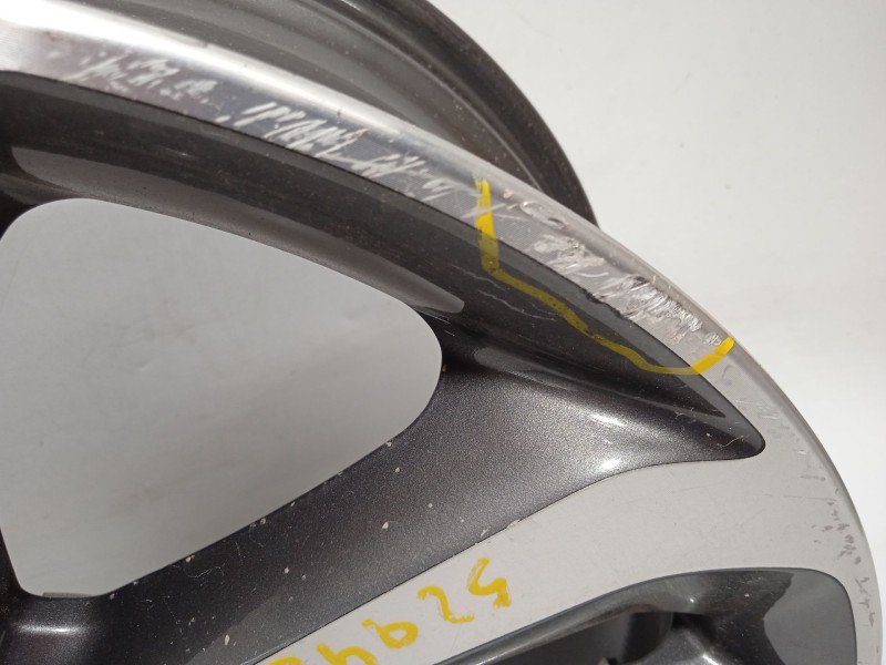 Recambio de llanta para kia niro drive referencia OEM IAM 52910G5200  