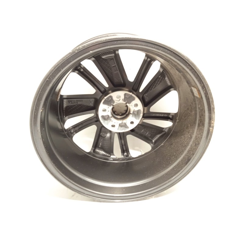 Recambio de llanta para kia niro drive referencia OEM IAM 52910G5200  