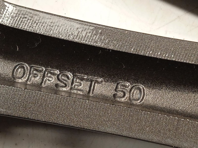 Recambio de llanta para kia niro drive referencia OEM IAM 52910G5200  